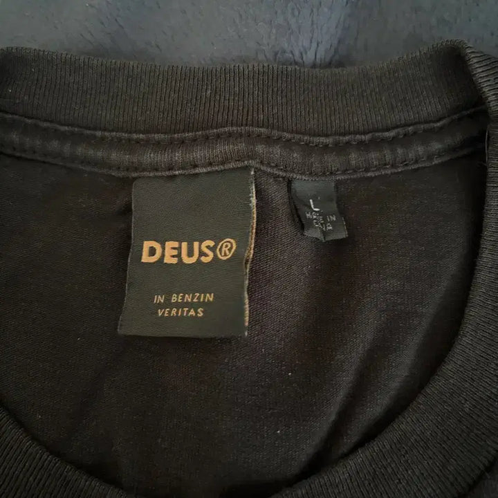 [BUNJANG] Deus Ex Machina Short Sleeve T-Shirt Black / 데우스 반팔티