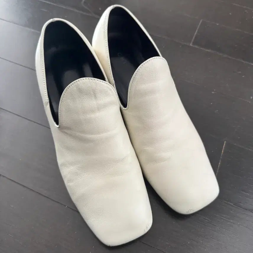 [BUNJANG] Kierei Square Loafers White Leather / 키에레이 스퀘어 로퍼 36