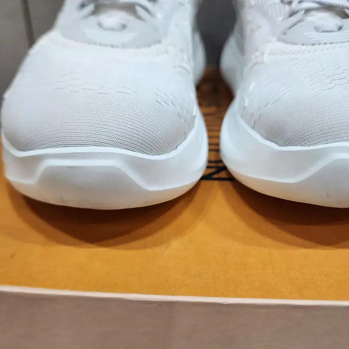 [BUNJANG] Louis Vuitton Show Up Sneakers / 루이비통 쇼 업 스니커즈 6.5