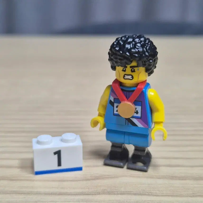 [BUNJANG] Lego 71045 Track and Field Athlete Minifigure / 레고 71045 육상선수 미니피규어