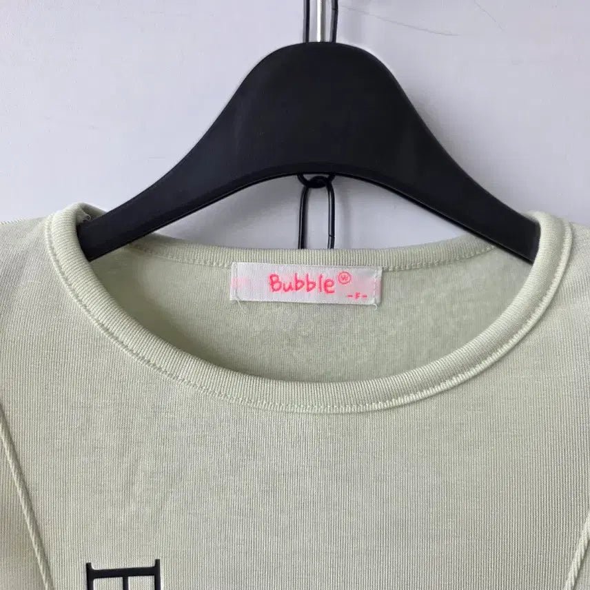 [BUNJANG] Mint Green Cropped T-Shirt (New) / 44)연두 영문 크롭티셔츠/새제품
