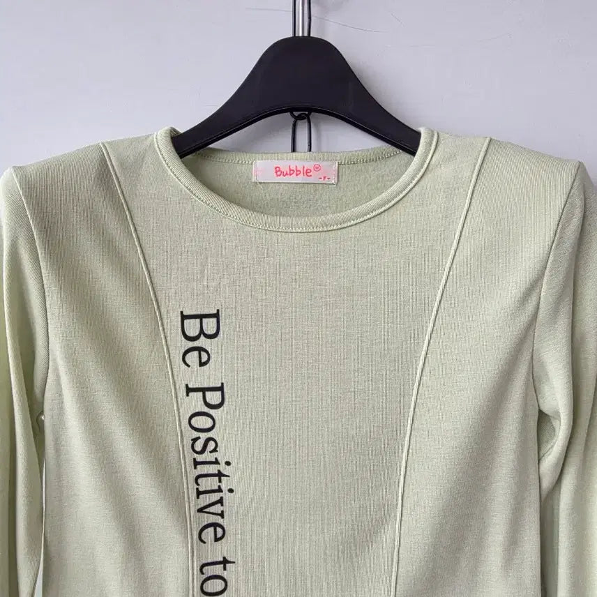 [BUNJANG] Mint Green Cropped T-Shirt (New) / 44)연두 영문 크롭티셔츠/새제품