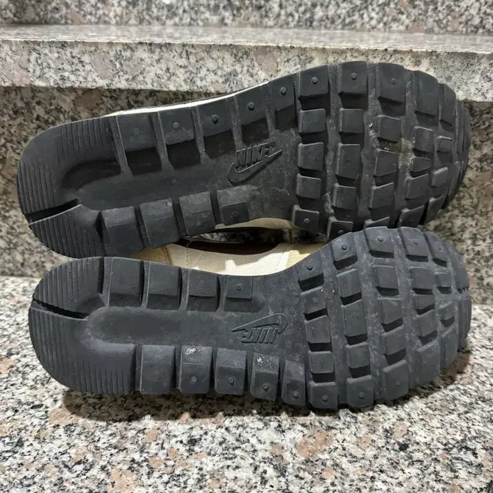 [SOLD OUT] 나이키 에어 페가수스 83 사이즈 270
