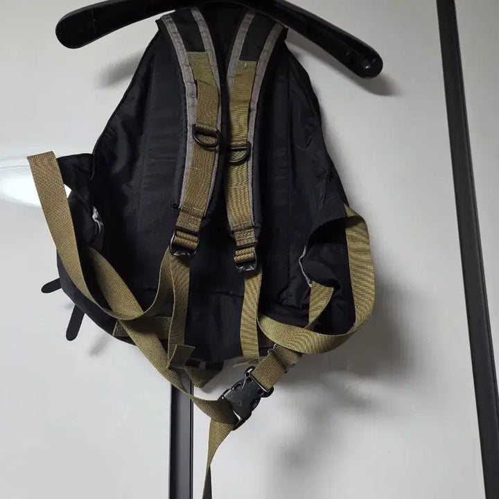 [BUNJANG] Thisisneverthat x Gregory Daypack Backpack / 디스이즈네버댓 그레고리 데이백