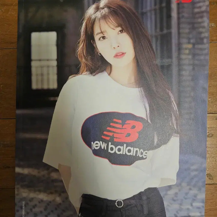 [SOLD OUT] (초희귀) 아이유 뉴발란스 화보집