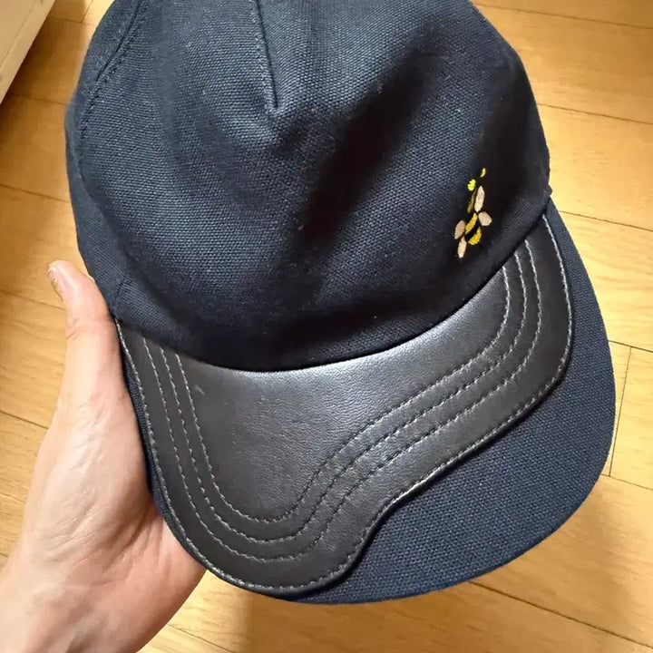 [BUNJANG] Dior x KAWS Bee Collection Cotton Baseball Cap Hat - Size M / 디올 카우스 볼캡 모자 M