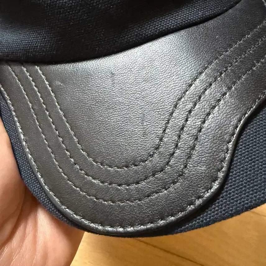 [BUNJANG] Dior x KAWS Bee Collection Cotton Baseball Cap Hat - Size M / 디올 카우스 볼캡 모자 M