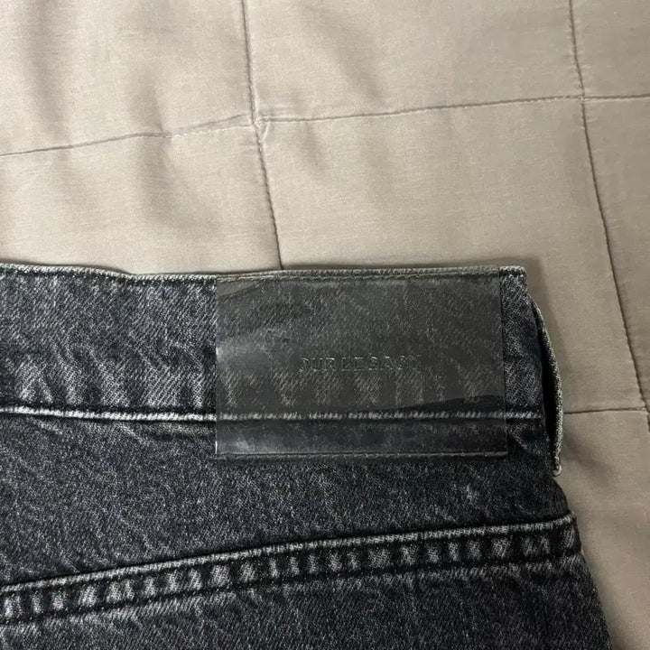 [BUNJANG] Our Legacy Third Cut Shrinking Leather Patch Denim / 아워레가시 써드컷 슈메틀링 레더 패치 데님