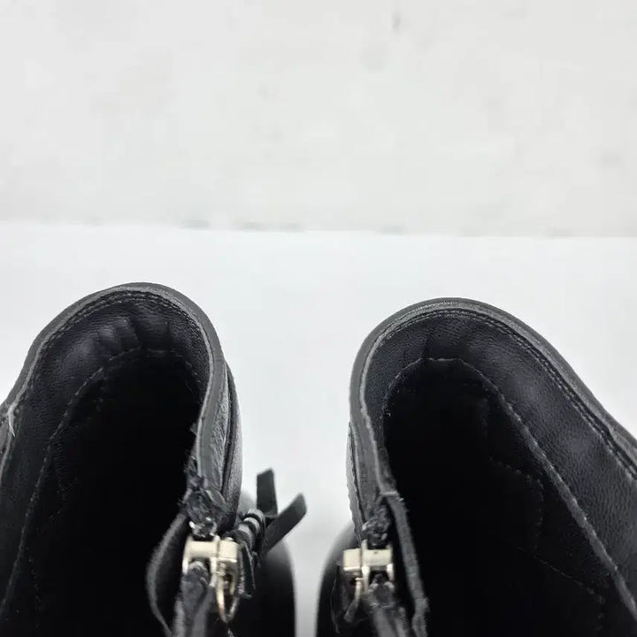 [BUNJANG] Vintro 240 Cat McConney Ankle Boots / 빈트로^^240 캣 매코니 앵클 부츠 새상품급