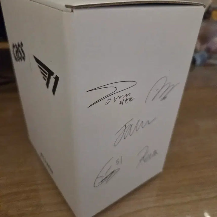 [BUNJANG] T1 Faker Temperature-Changing Beer Glass &amp; Doran Coaster Bundle Set / T1 카스 페이커 변온 맥주잔 &amp; 도란 코스터