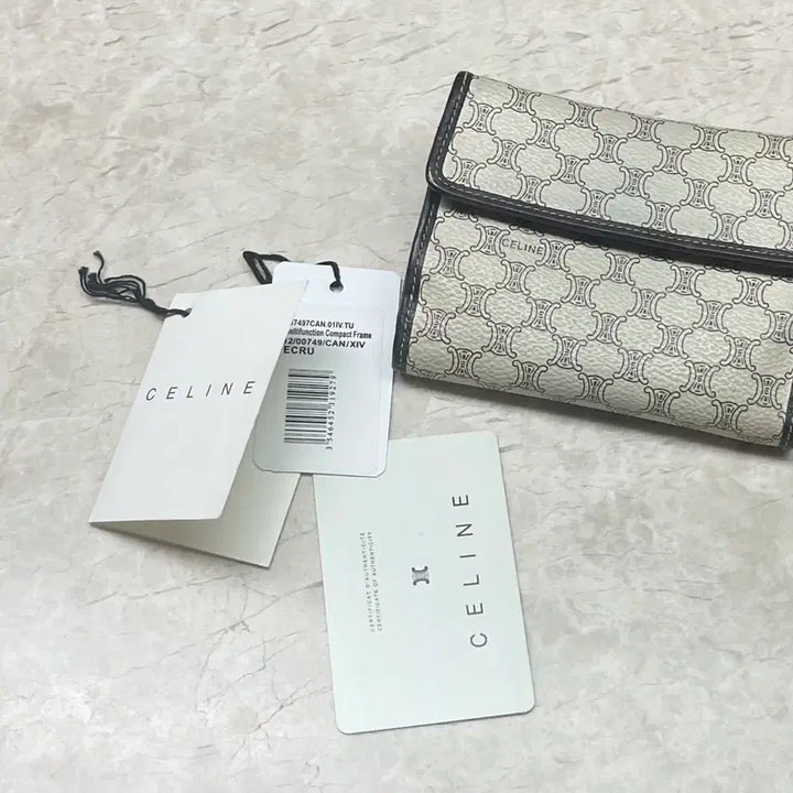 [BUNJANG] Celine Vintage Leather Bifold Wallet / 셀린느 반지갑 빈티지