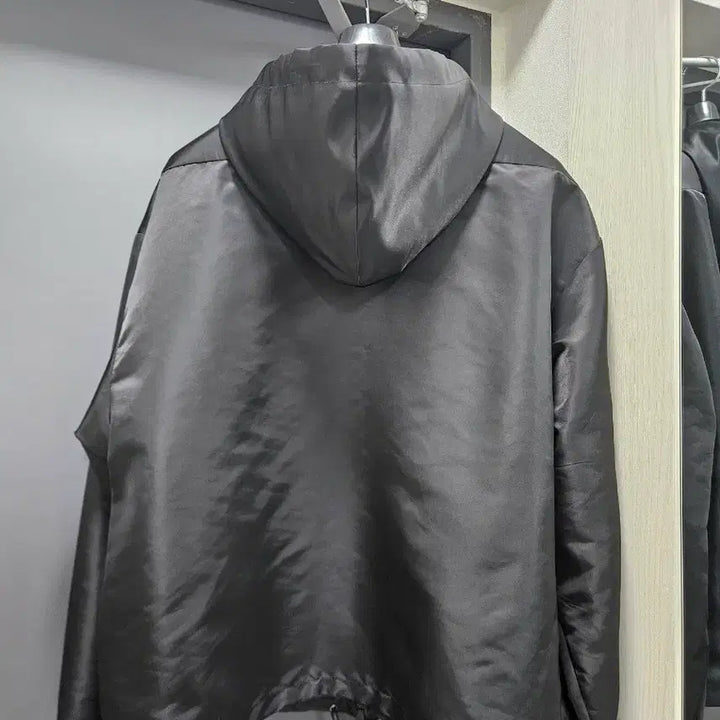 [BUNJANG] J41 Nylon Windbreaker Black / 준느 / J41 나일론 바람막이 블랙 / M