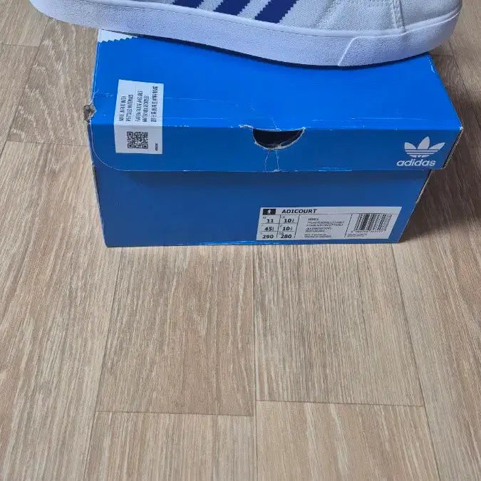 [BUNJANG] Adidas Adicourt White and Blue Sneakers / 아디다스 adicourt 흰파 새상품 290