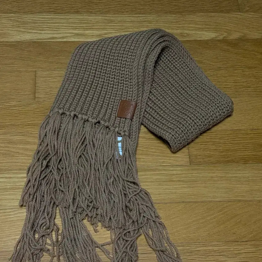 [BUNJANG] Loewe Wool Scarf Brown Leather Tab / 로에베 울 머플러