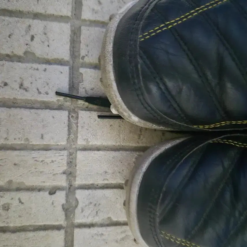 [BUNJANG] Definitive DS One 270 Futsal Shoes / 데피니브 bs one 270 축살화
