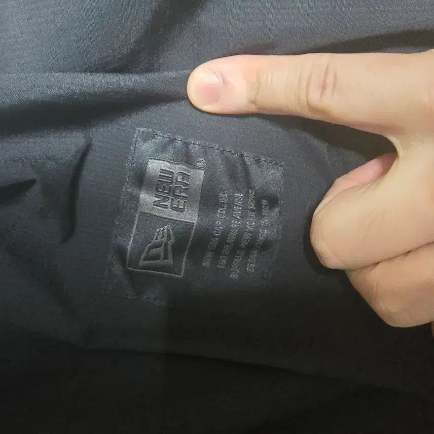 [SOLD OUT] 뉴에라 JAPAN 블랙라벨 (XL) 필드 후드 바람막이