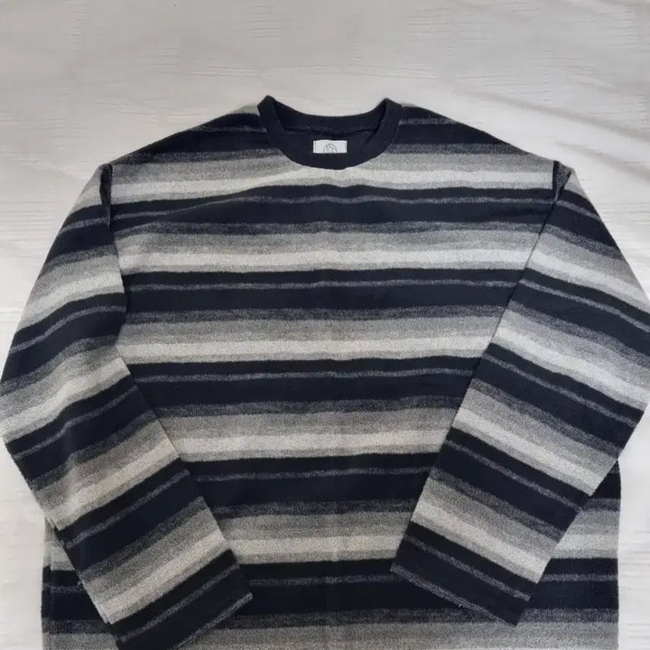 [BUNJANG] Mohair Stripe Knit Top / 모헤어 스트라이프 니트티 판매합니다