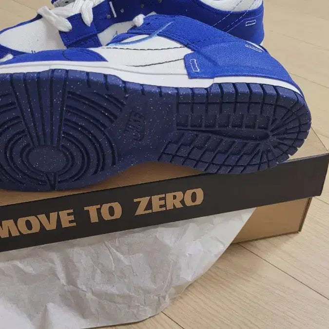 [BUNJANG] Nike Dunk Low Disrupt 2 White &amp; University Blue / 국내 매장판 나이키 덩크 로우 디스럽트 2