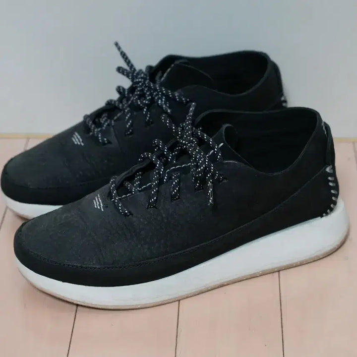 [BUNJANG] Clarks Kiowa Sneakers Black / [245] 클락스 키오와 스니커즈 운동화 2-3회 착용