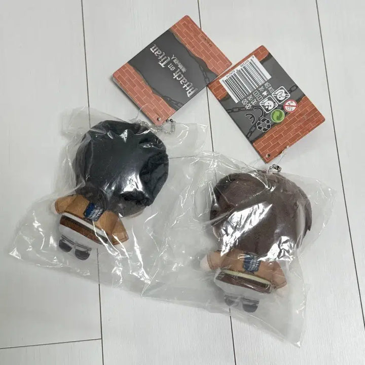 [BUNJANG] Attack on Titan Levi &amp; Eren Plush Set (Licensed Authentic) / [급처] 진격의 거인 리바이 에렌 누이 일괄 (라이센스 정품)