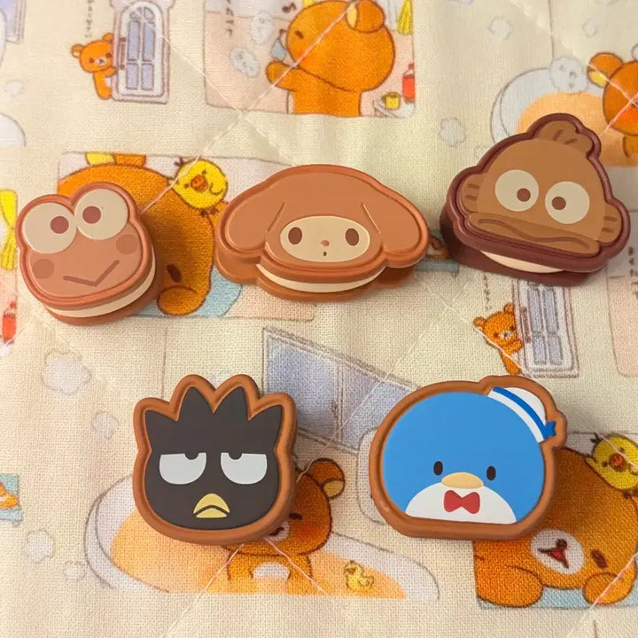 [BUNJANG] Sanrio Character Macaron Mini Figure Set / 산리오 얼굴 모양 마카롱 미니피규어 세트