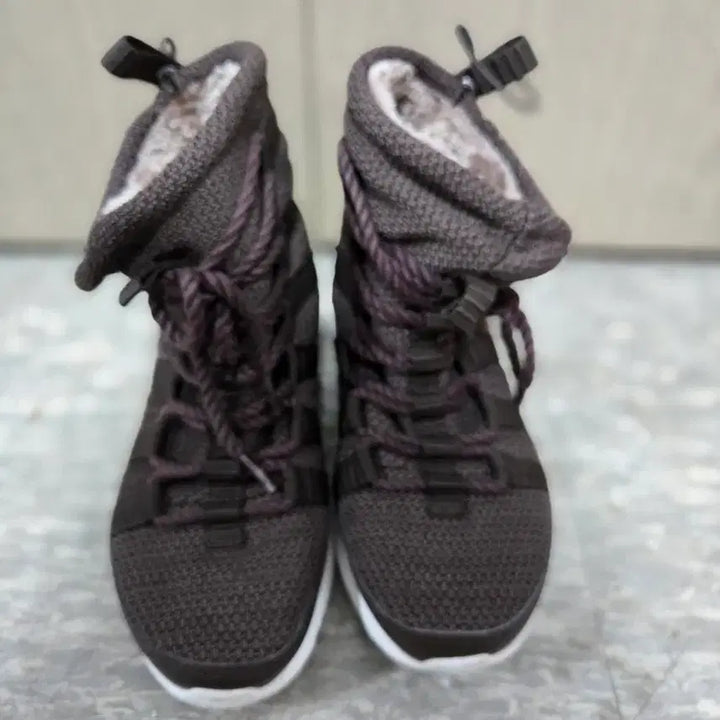 [BUNJANG] Nike Brown Lined Boots (235) / 나이키 브라운 털안감 운동화 부츠 235