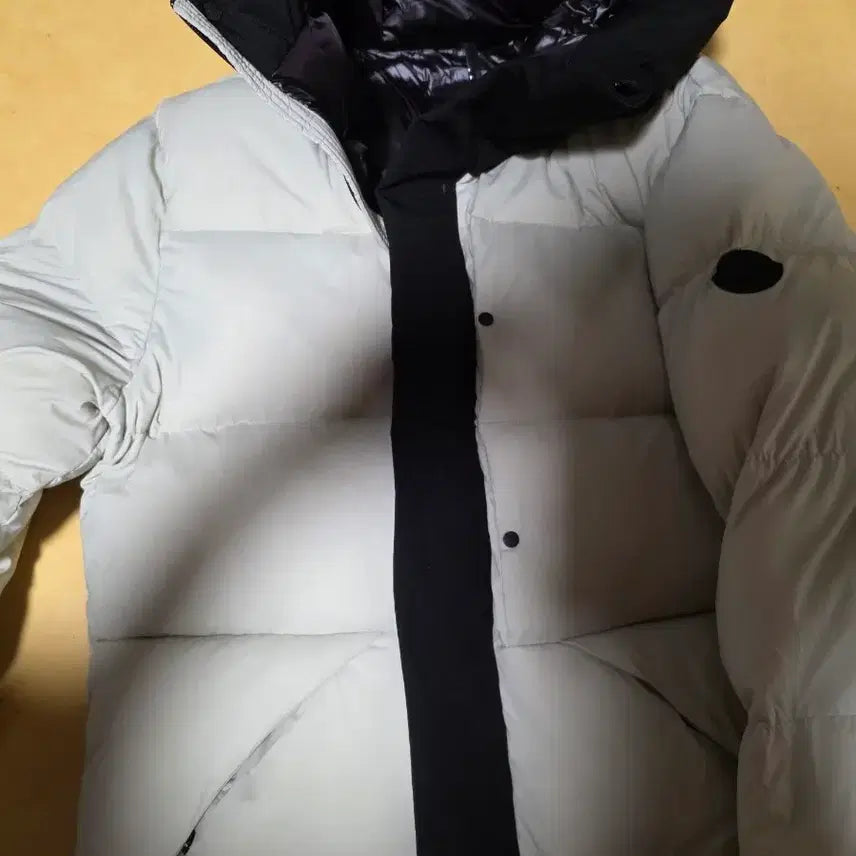 [BUNJANG] Moncler Madeira 110 Jacket / 몽클레어 마데이라 110