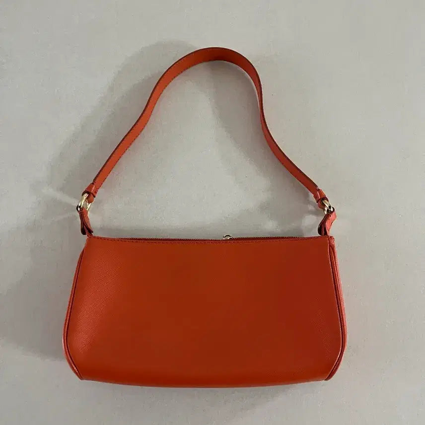 [BUNJANG] Ferragamo Orange Shoulder Bag / 페라가모 오렌지 숄더백