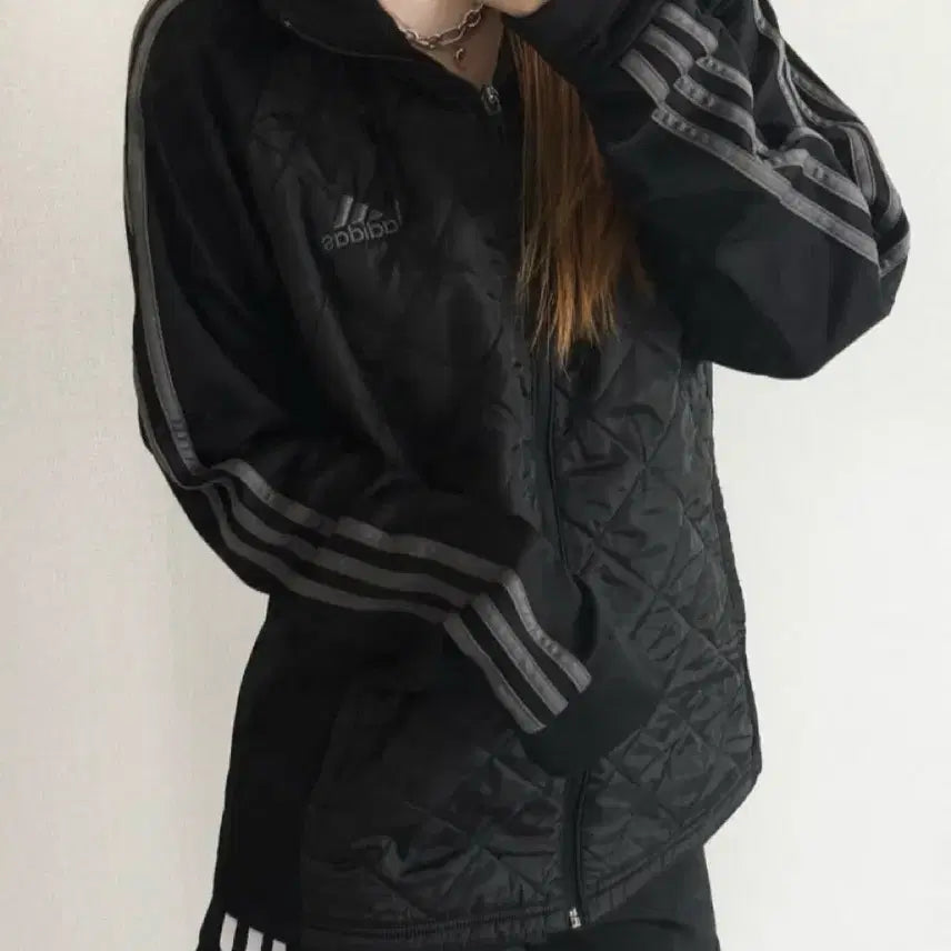 [BUNJANG] Adidas Quilted Track Jacket Black / 아디다스 퀼팅 트랙 자켓 블랙