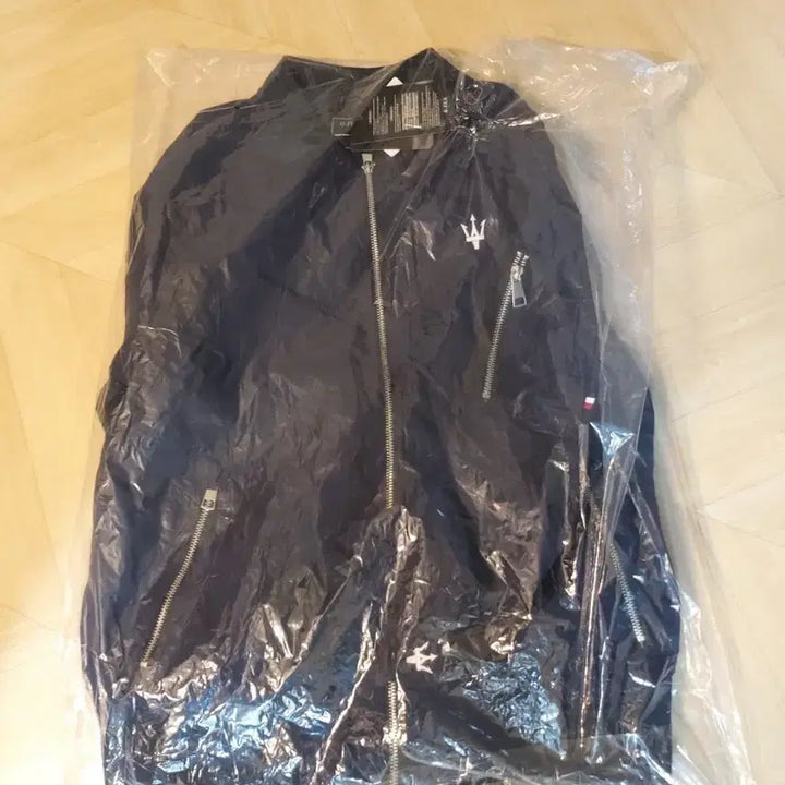 [BUNJANG] Maserati MA-1 Windbreaker Jacket / 마세라티 Ma-1 윈드브레이커 항공쟈켓