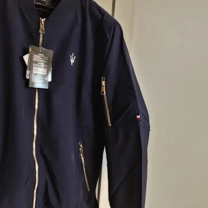 [BUNJANG] Maserati MA-1 Windbreaker Jacket / 마세라티 Ma-1 윈드브레이커 항공쟈켓