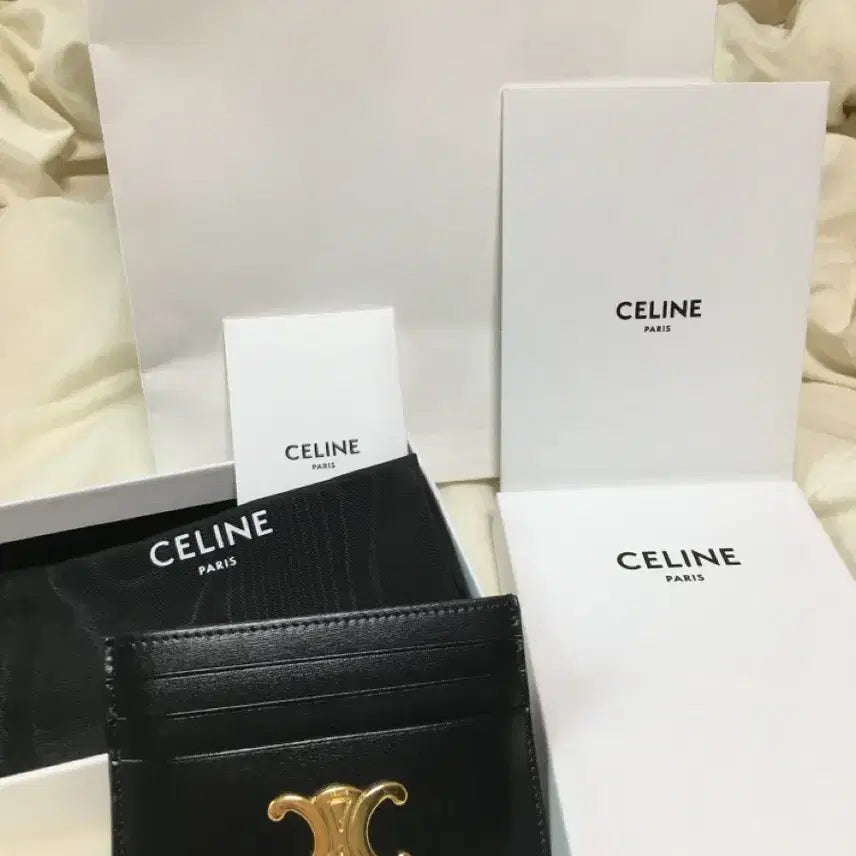 [BUNJANG] Celine Triomphe Card Holder Black Gold Hardware / 셀린느 트리옹프 카드지갑 카드홀더 블랙 금장