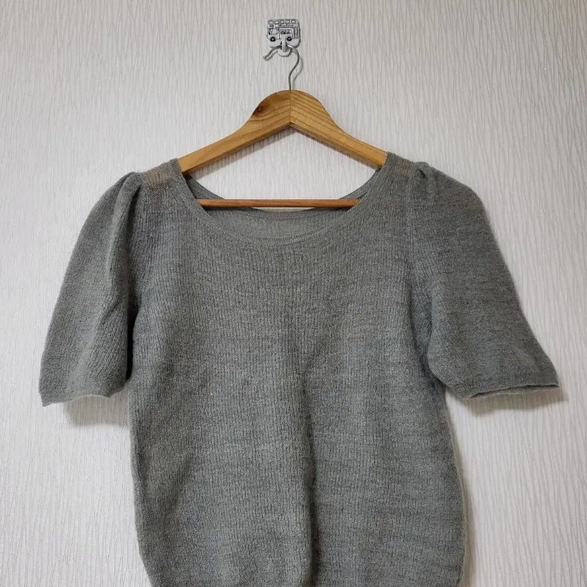 [BUNJANG] Gray Puff Short Sleeve Knit Top / 회색 퍼프 반팔 니트