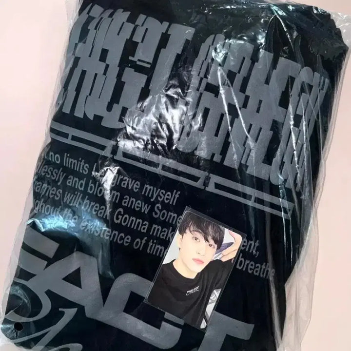 [BUNJANG] NCT 127 Fact Check Exhibition Mark Sweatshirt Bundle Set / nct127 팩트체크 전시회 마크 맨투맨 양도