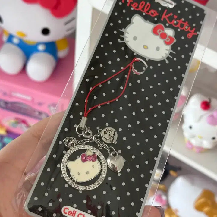 [BUNJANG] Hello Kitty Vintage Metal Strap Charm / 고전문구) 헬로키티 고전키티 메탈 스트랩