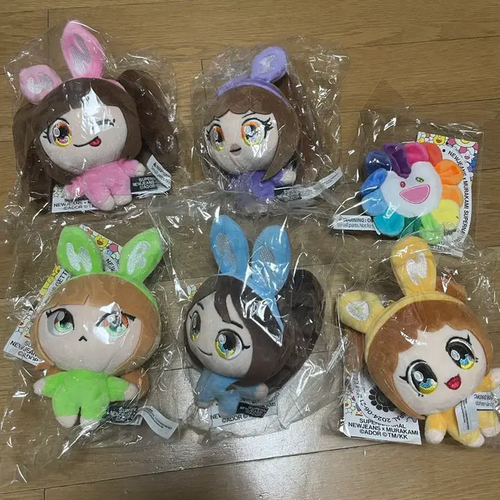 [SOLD OUT] 뉴진스 무라카미 인형 키링 세트