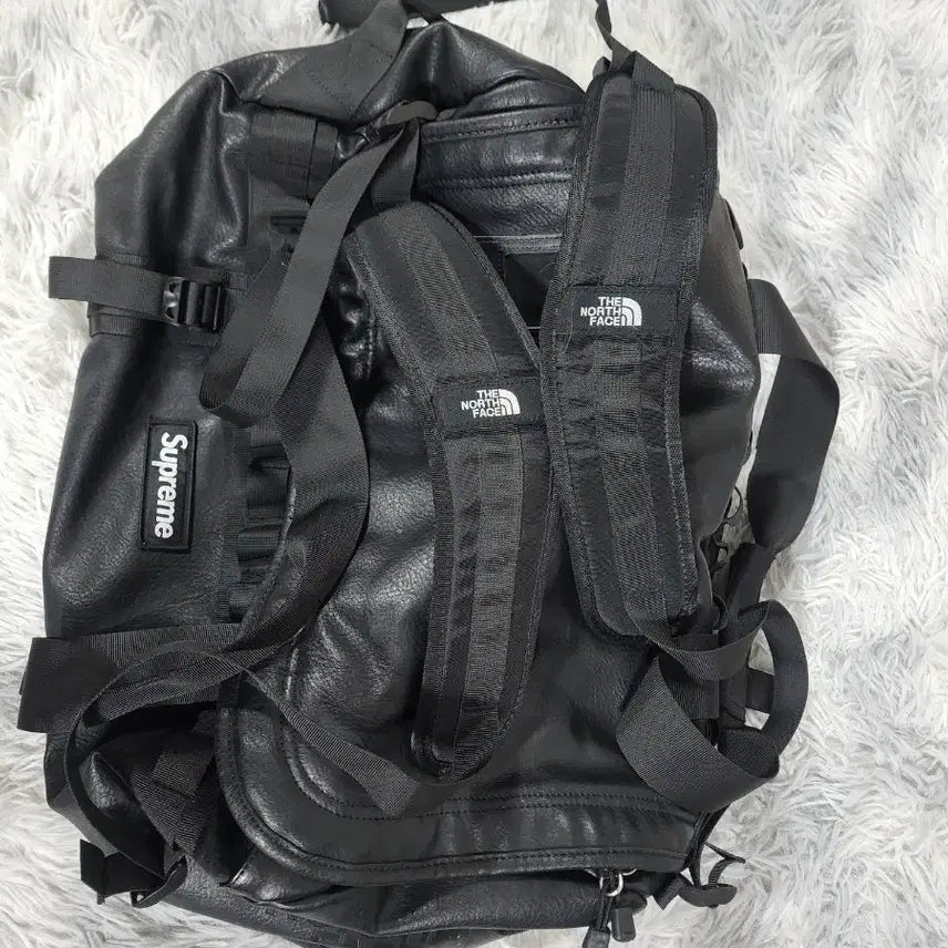 [BUNJANG] Supreme x The North Face Leather Backpack Black / 슈프림 x 노스페이스 가방 블랙