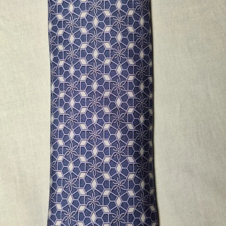 [BUNJANG] Hermès Blue Gray Hexagonal Diamond Pattern Silk Tie / 에르메스 블루그레이 육각격자 다이아패턴 실크 넥타이