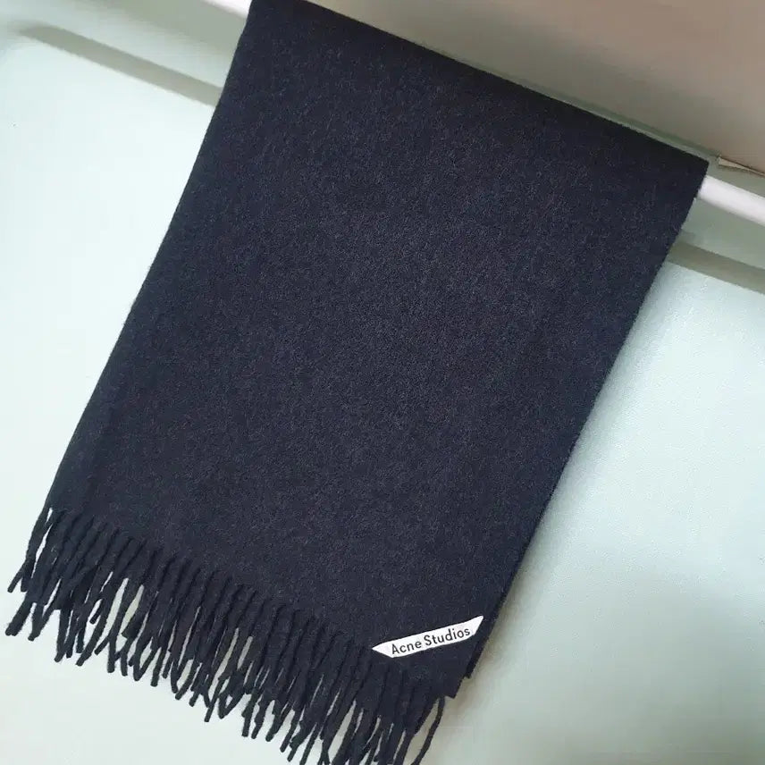 [BUNJANG] Acne Studios Wool Scarf / 아크네스튜디오 울 머플러