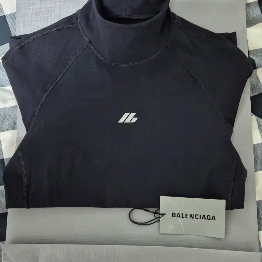[BUNJANG] Balenciaga Activewear Turtleneck Top Black / [S] 발렌시아가 엑티브웨어 터틀넥 탑 블랙 (세컨스킨)