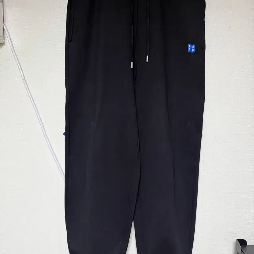 [BUNJANG] Ader Error Significant TRS Tag Sweatpants Noir / 아더에러 시그니피컨트 TRS 태그 스웨트팬츠 01 느와르 스웨트팬츠
