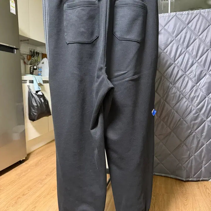 [BUNJANG] Ader Error Significant TRS Tag Sweatpants Noir / 아더에러 시그니피컨트 TRS 태그 스웨트팬츠 01 느와르 스웨트팬츠