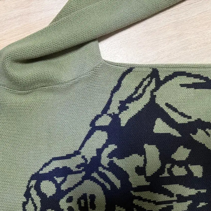 [BUNJANG] Critic Khaki Knit Sweater / 크리틱 니트