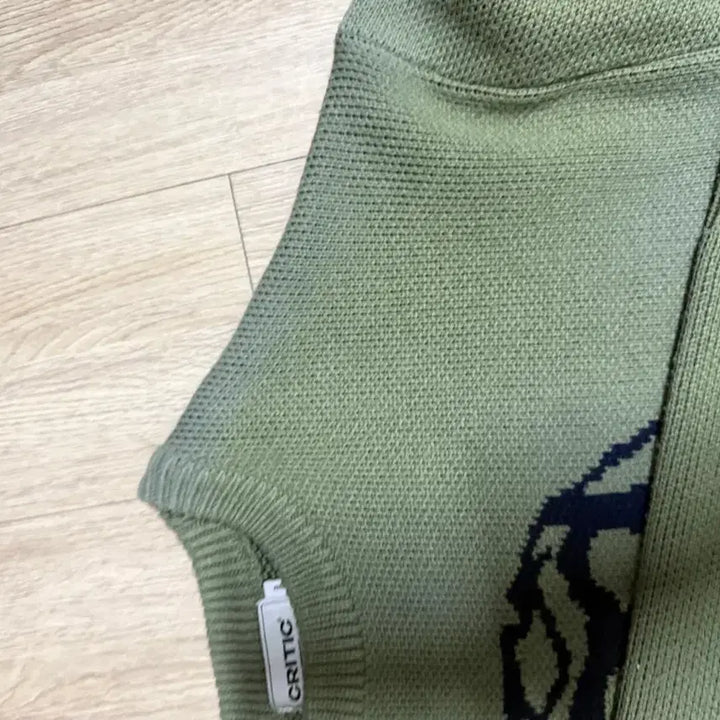 [BUNJANG] Critic Khaki Knit Sweater / 크리틱 니트