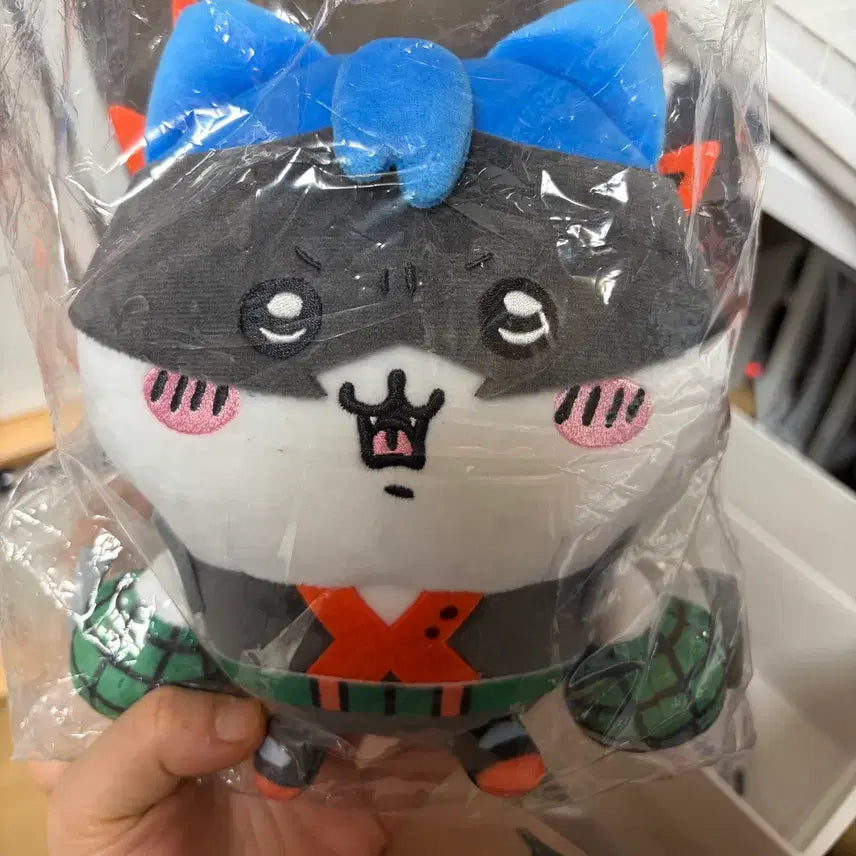[BUNJANG] My Hero Academia x Chiikawa Katsuki Bakugo Hachiwara Plush (Sealed) / 나히아 치이카와 콜라보 바쿠고 하치와레 누이 미개봉