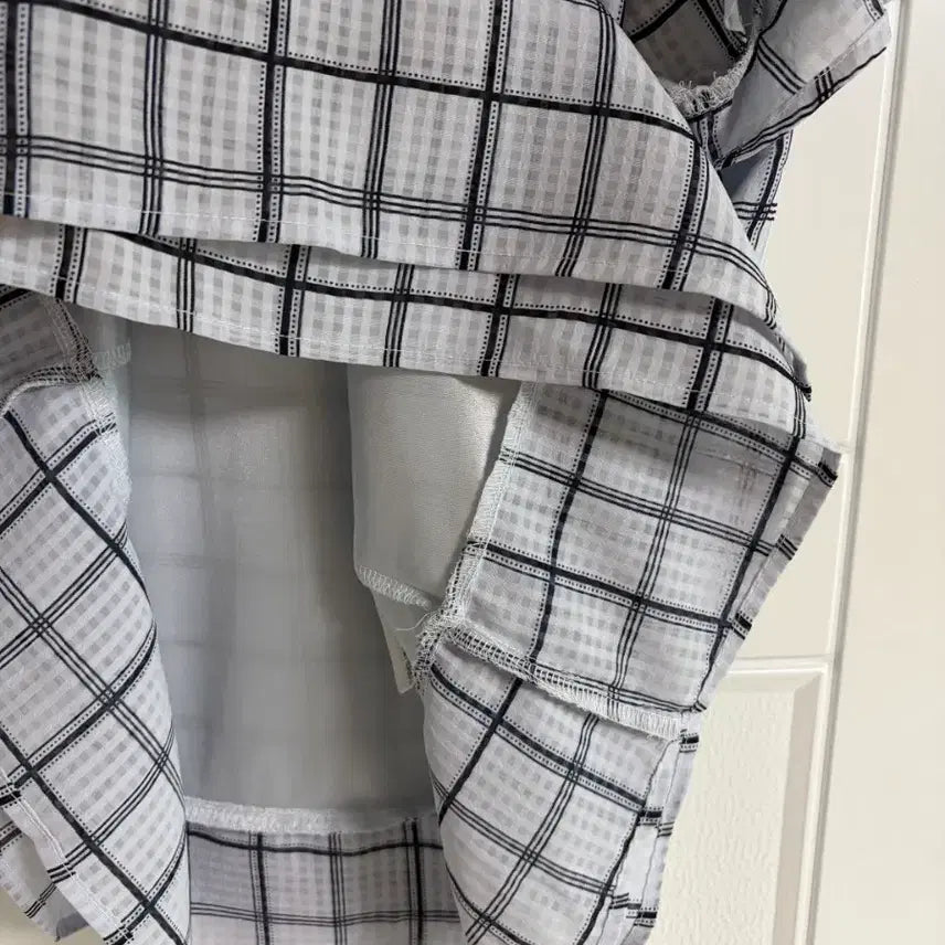 [BUNJANG] (일본 수입 빈티지)SOUP 반팔 프릴 블라우스 체크 셔츠 상의 / (일본 수입 빈티지)SOUP 반팔 프릴 블라우스 체크 셔츠 상의