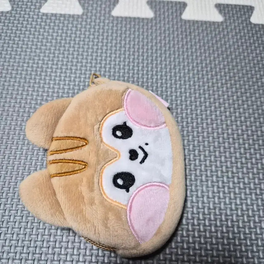 [SOLD OUT] 아이브 팝업 가을 파우치