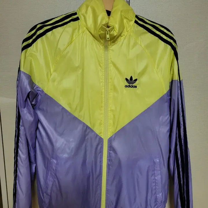 [BUNJANG] Adidas Windbreaker Jacket / 아디다스 바람막이 105