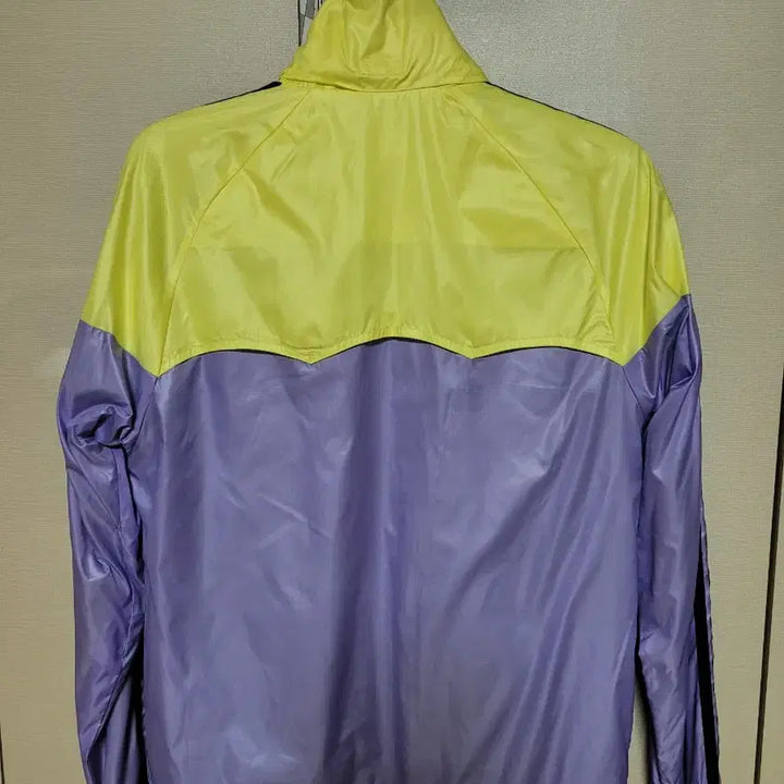 [BUNJANG] Adidas Windbreaker Jacket / 아디다스 바람막이 105