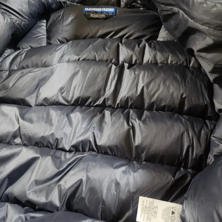 [BUNJANG] Federated Friends Volant Hood Down Padding Blue/Black / 페더드프렌즈 볼란트 후드 다운 패딩 블루/블랙